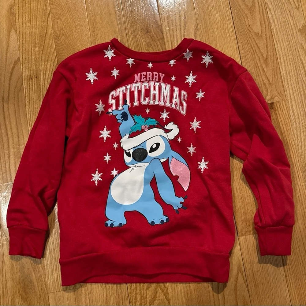 Girls size 8-9 yes Stitch Christmas Sweatshirt
